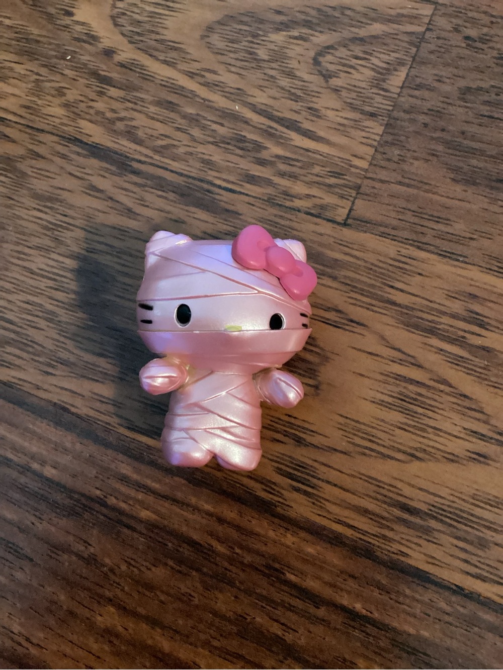 Hello Kitty Pink Mummy Figure Series 1